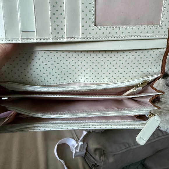 Bradley London wallet. - Picture 3 of 5